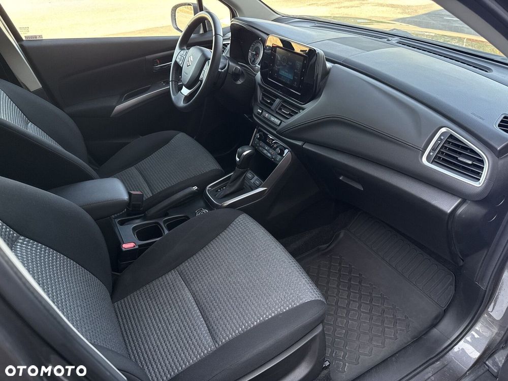 Suzuki S-Cross - 21