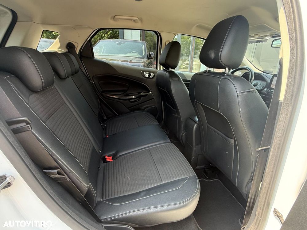 Ford EcoSport - 17