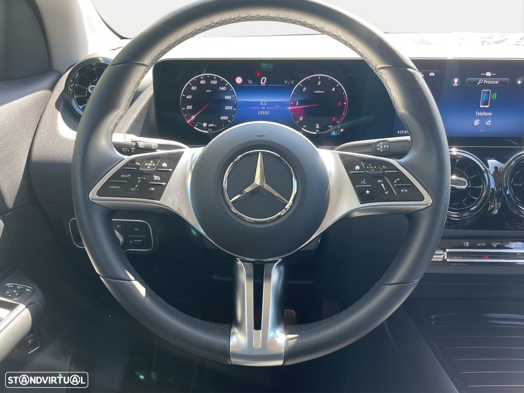 Mercedes-Benz GLA 180 d - 10