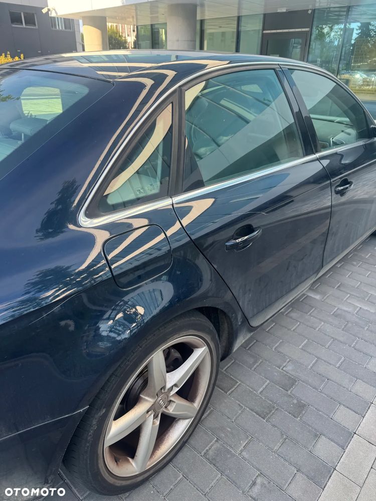Audi A4 Limousine 2.0 TDI - 4
