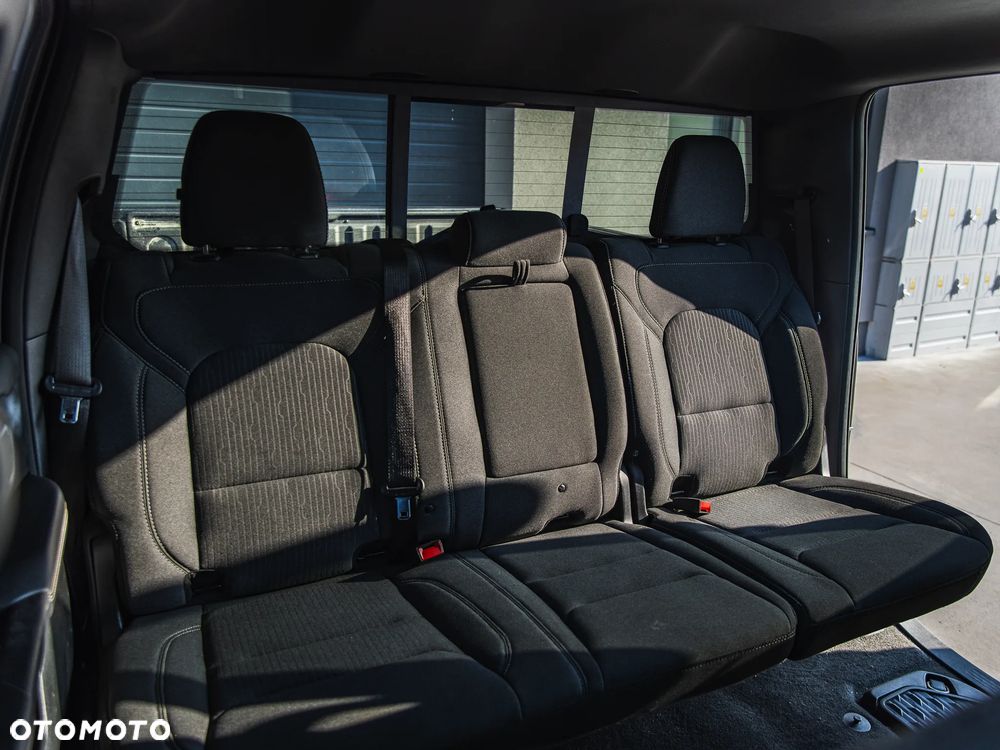 RAM 1500 5.7 Crew Cab Bighorn - 8