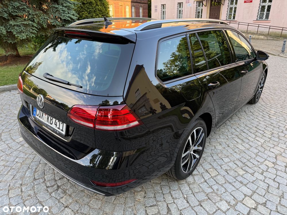 Volkswagen Golf 1.6 TDI SCR DSG IQ.DRIVE - 10