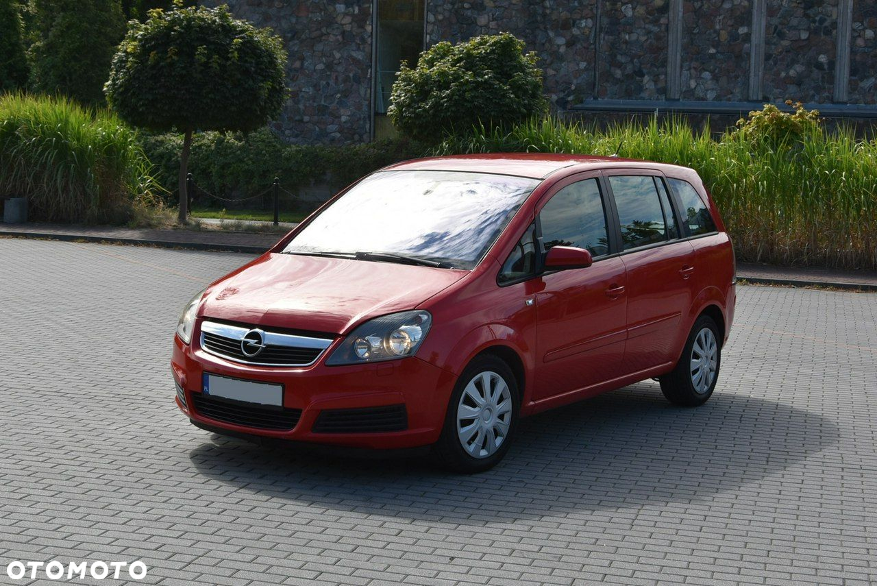 Opel Zafira - 2