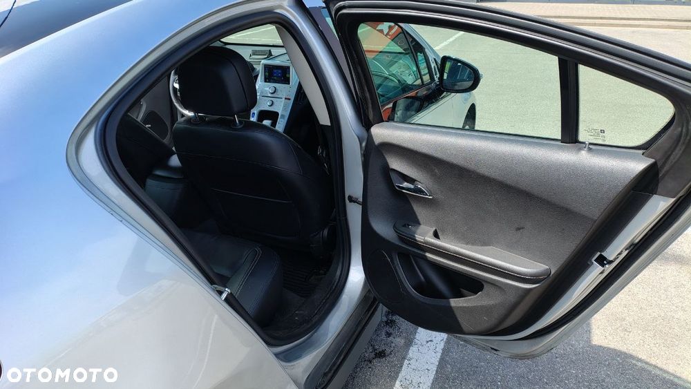 Chevrolet Volt Exclusive - 13