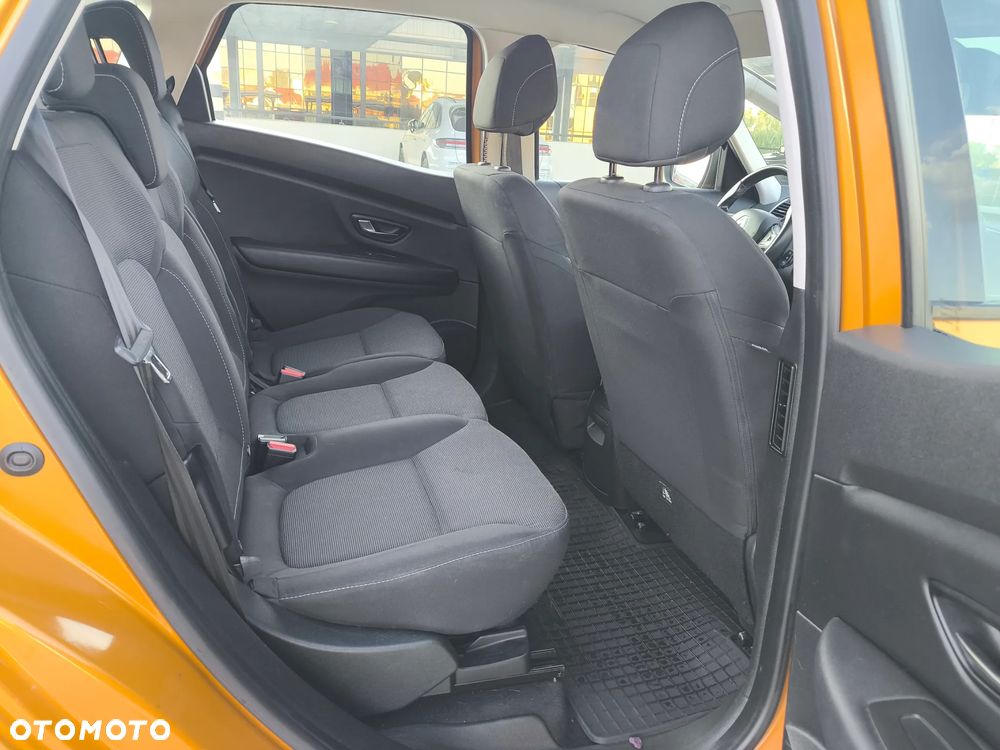 Renault Scenic - 16