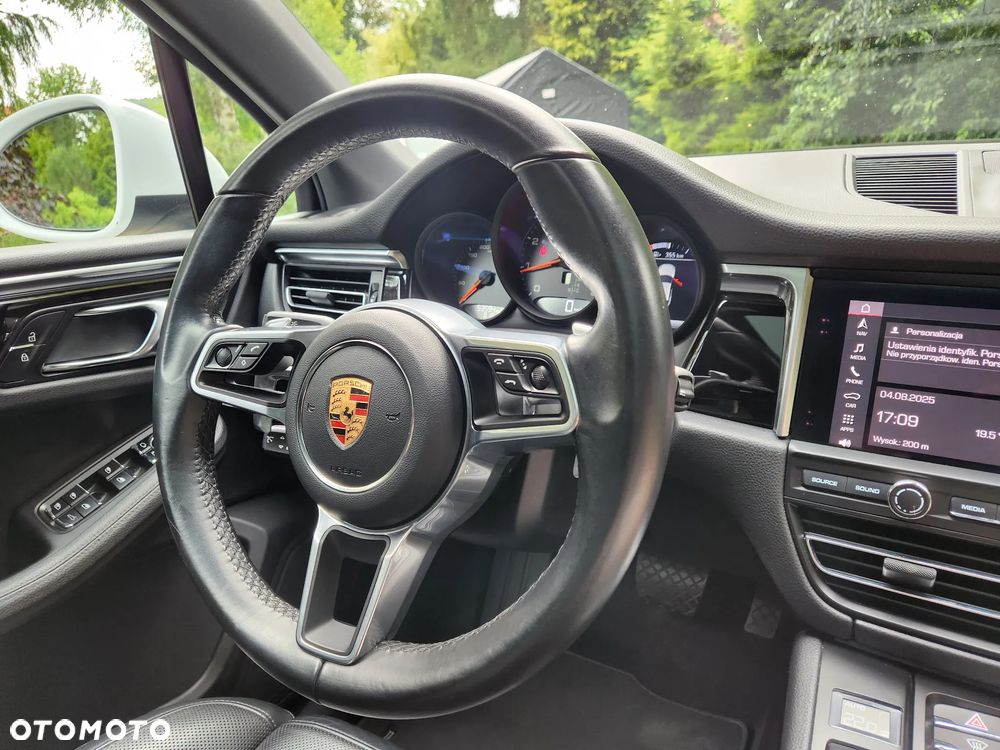 Porsche Macan - 15