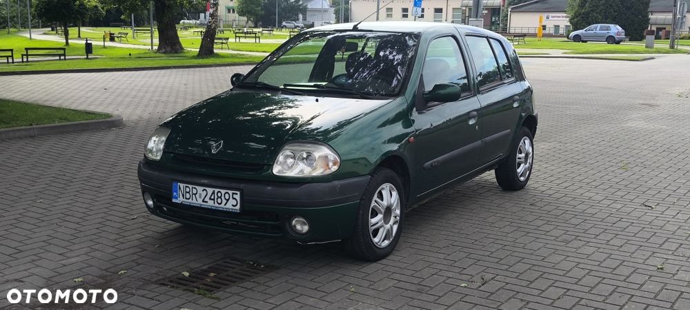 Renault Clio - 1