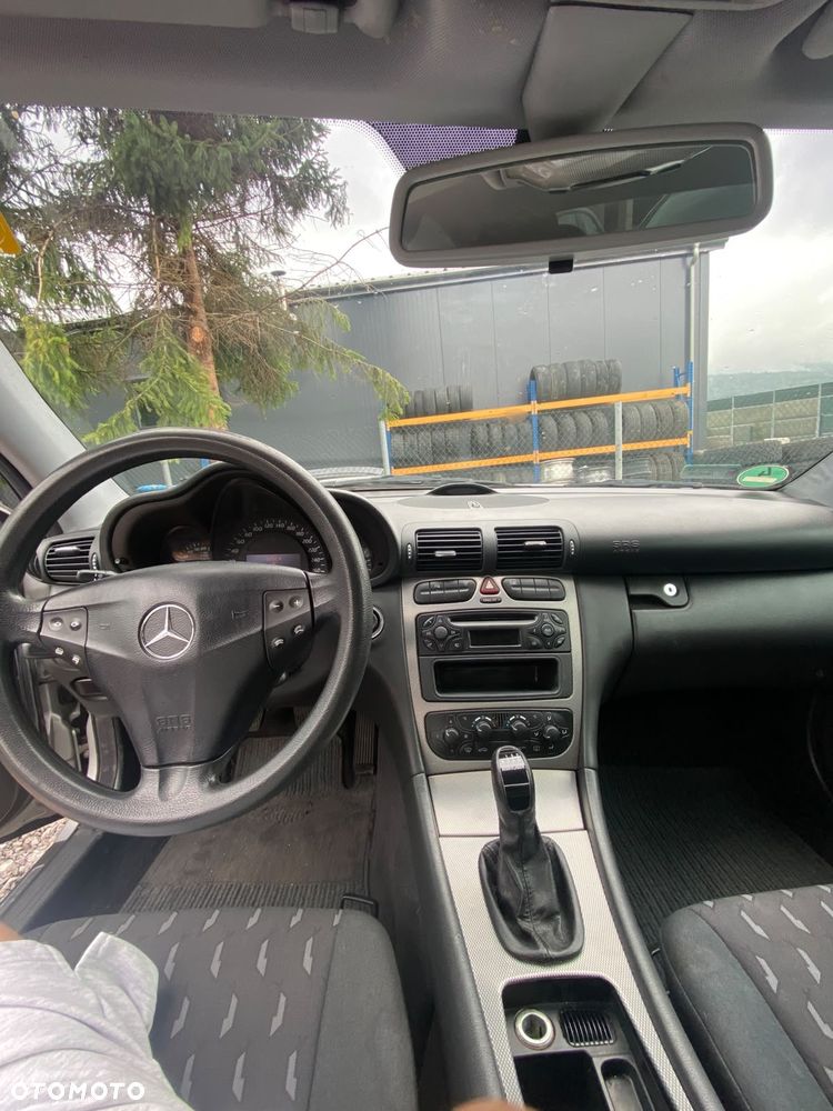 Mercedes-Benz Klasa C 180 Kompressor - 9