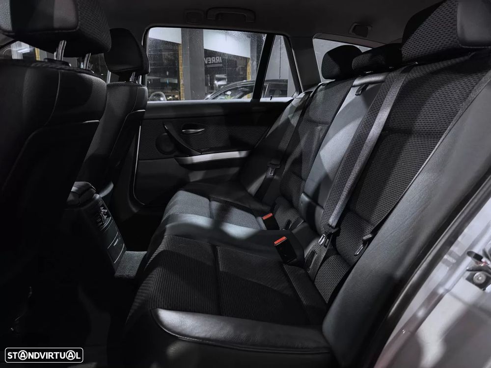 BMW 320 d Touring Sport - 9