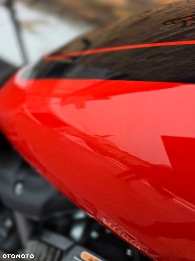 Harley-Davidson Dyna Fat Bob - 16