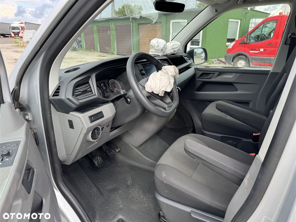 Volkswagen TRANSPORTER T6.1 - 21
