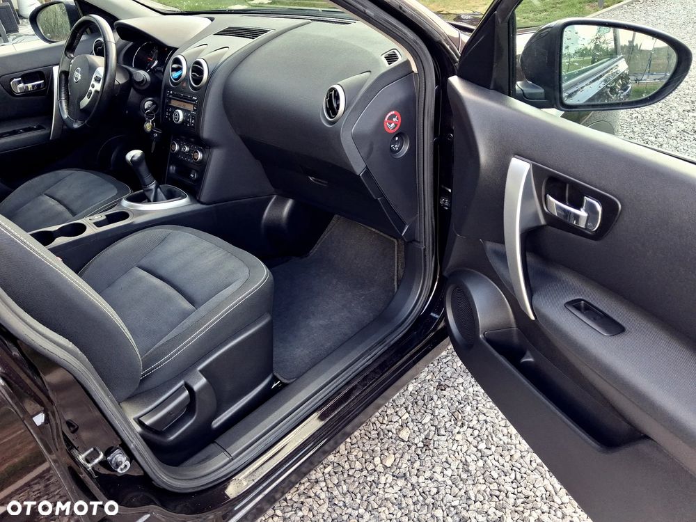 Nissan Qashqai 1.6 visia - 24