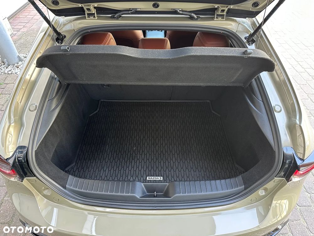 Mazda 3 - 16