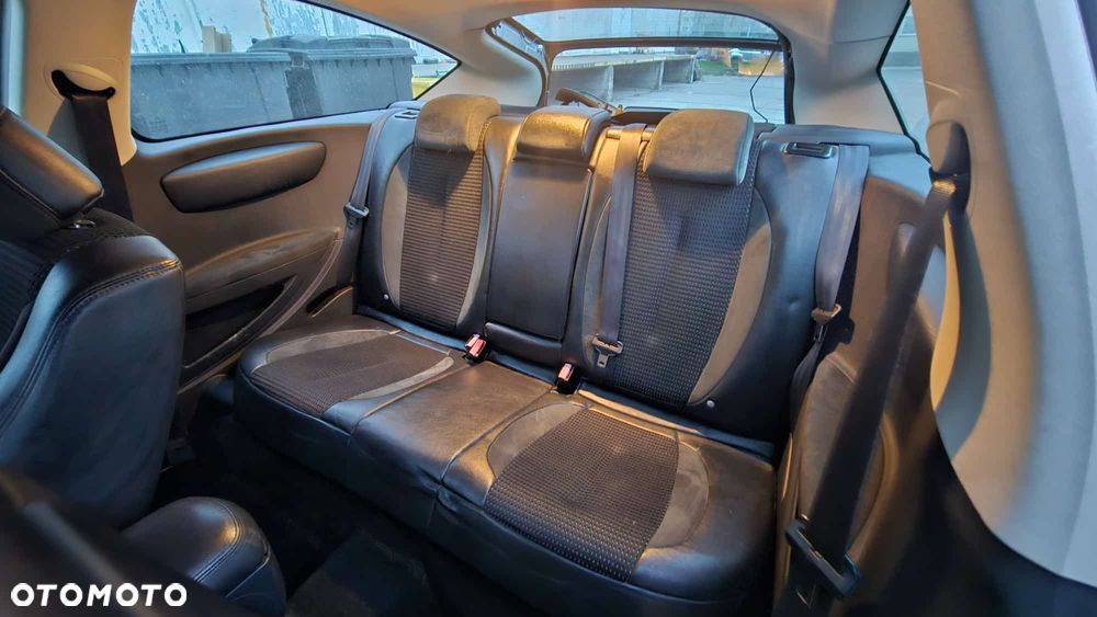 Citroën C4 1.6 16V VTR Pack - 3