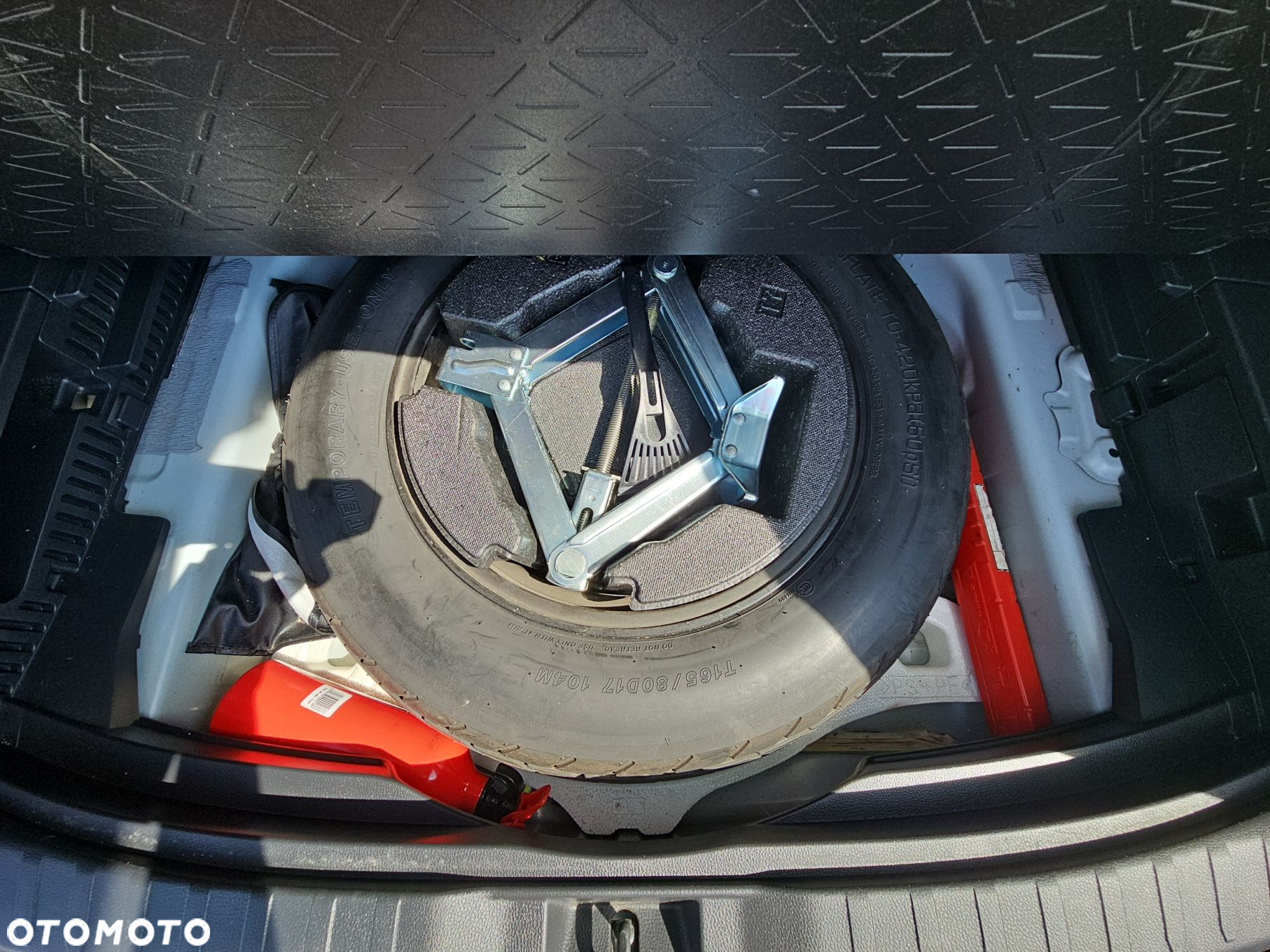 Toyota RAV4 - 25
