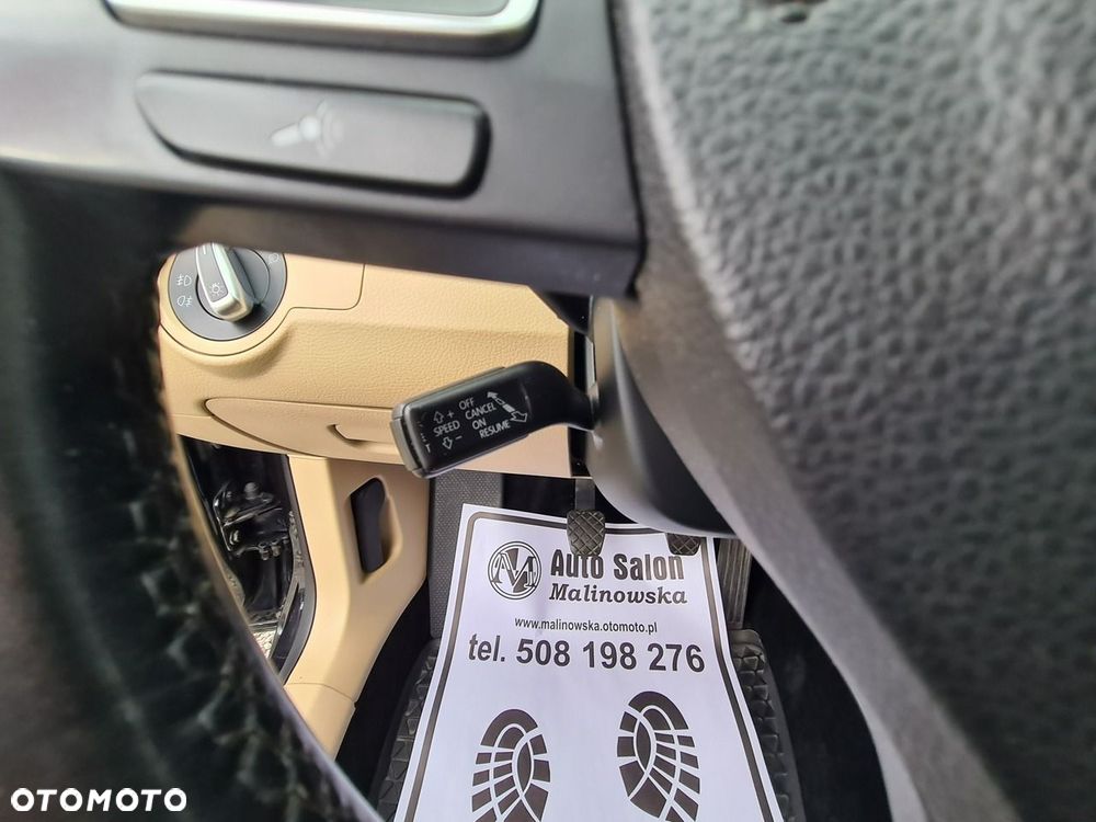 Volkswagen Passat 2.0 TDI Comfortline - 20