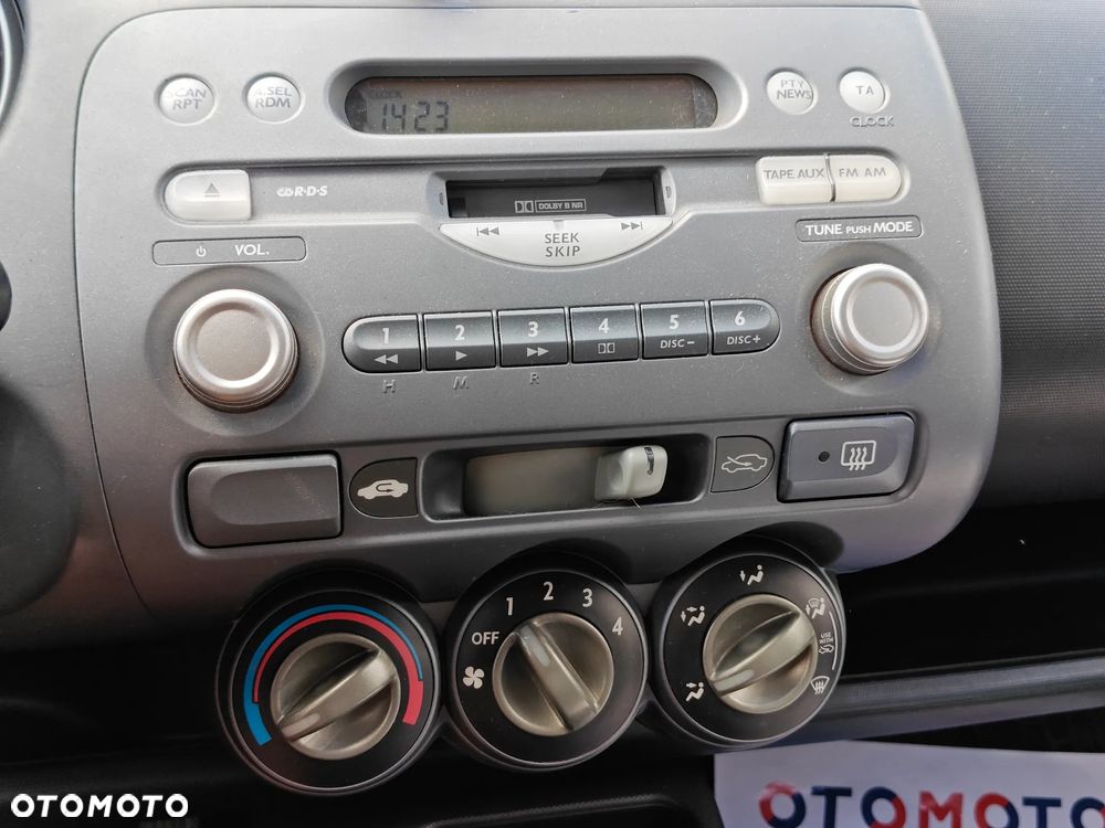 Honda Jazz 1.4 Style - 23