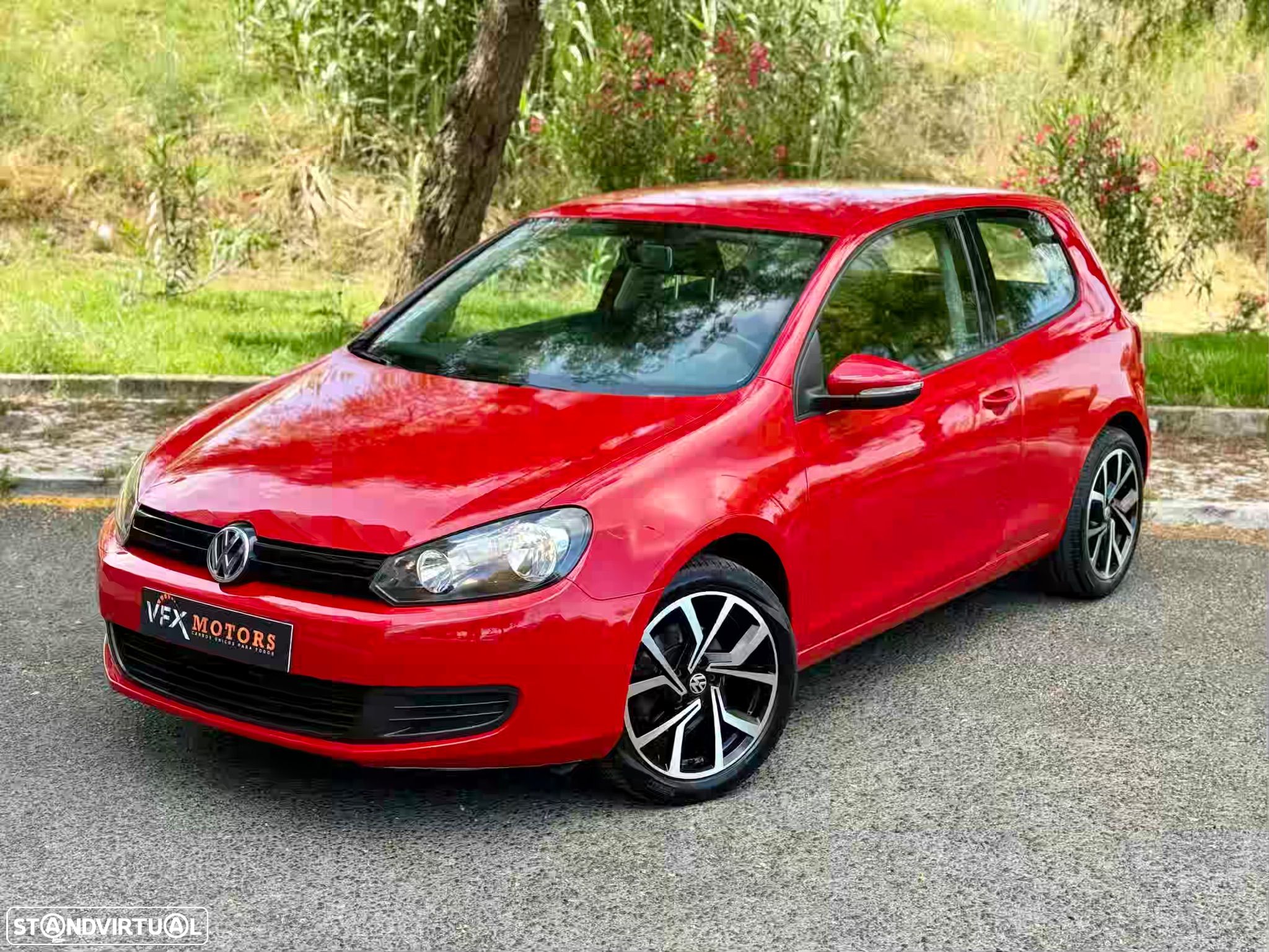 VW Golf 1.2 TSI BlueMotion Trendline - 1