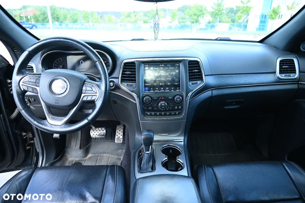 Jeep Grand Cherokee - 8
