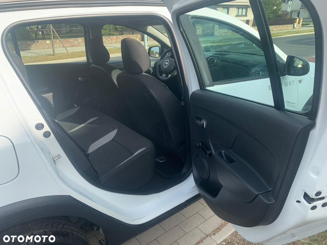 Dacia Sandero Stepway 0.9 TCe Ambiance S&S EU6 - 17