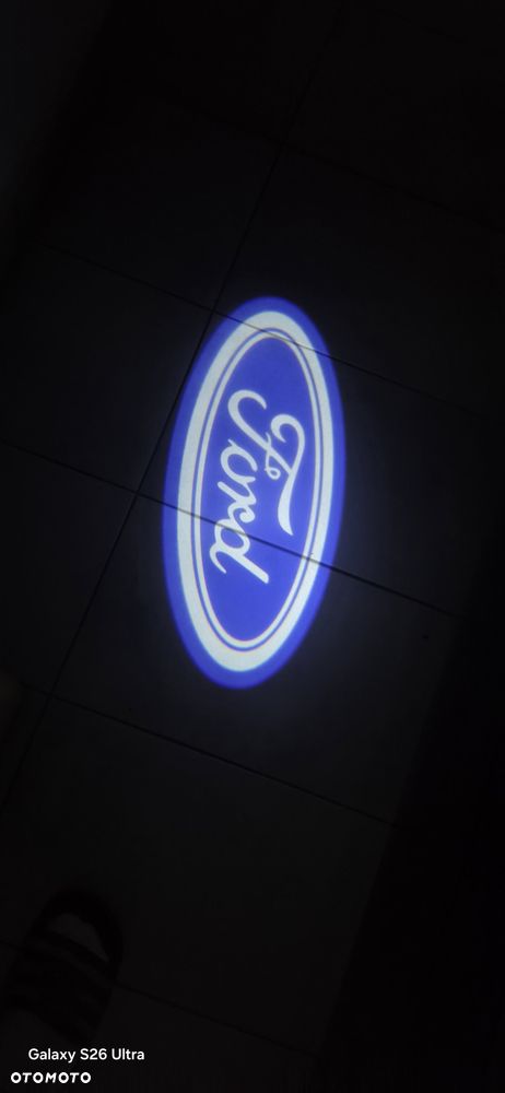 Ford Kuga - 20