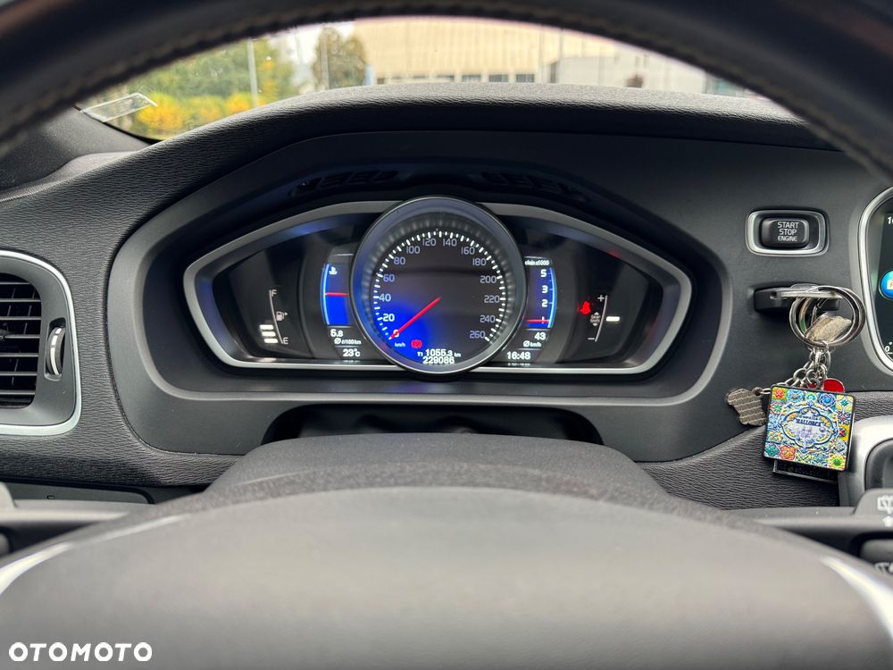 Volvo V40 - 14
