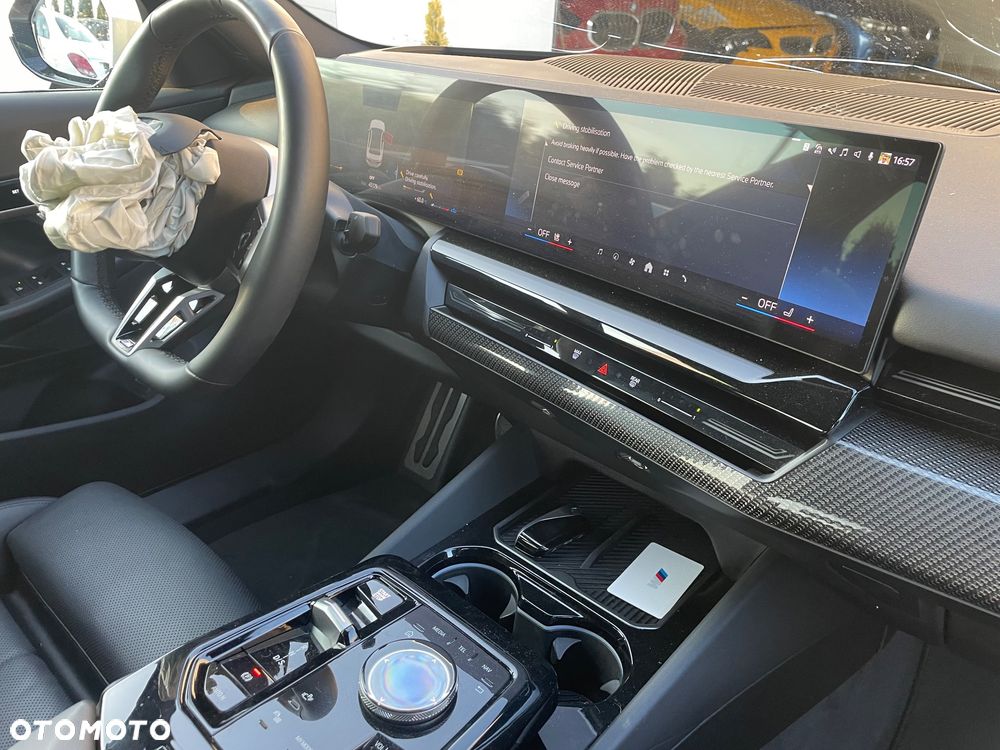 BMW Seria 5 520d xDrive - 13