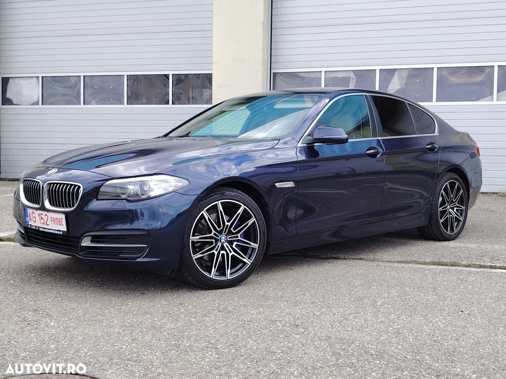 BMW Seria 5 520d Touring Luxury Line - 4