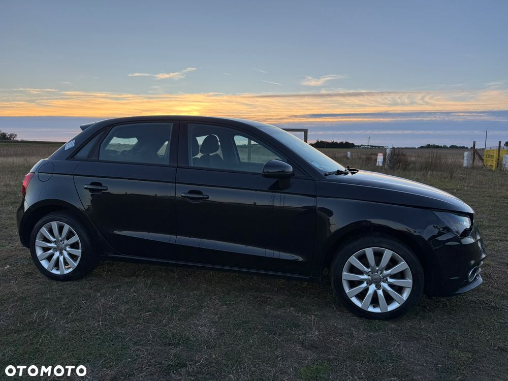 Audi A1 Sportback 1.6 TDI Attraction - 10