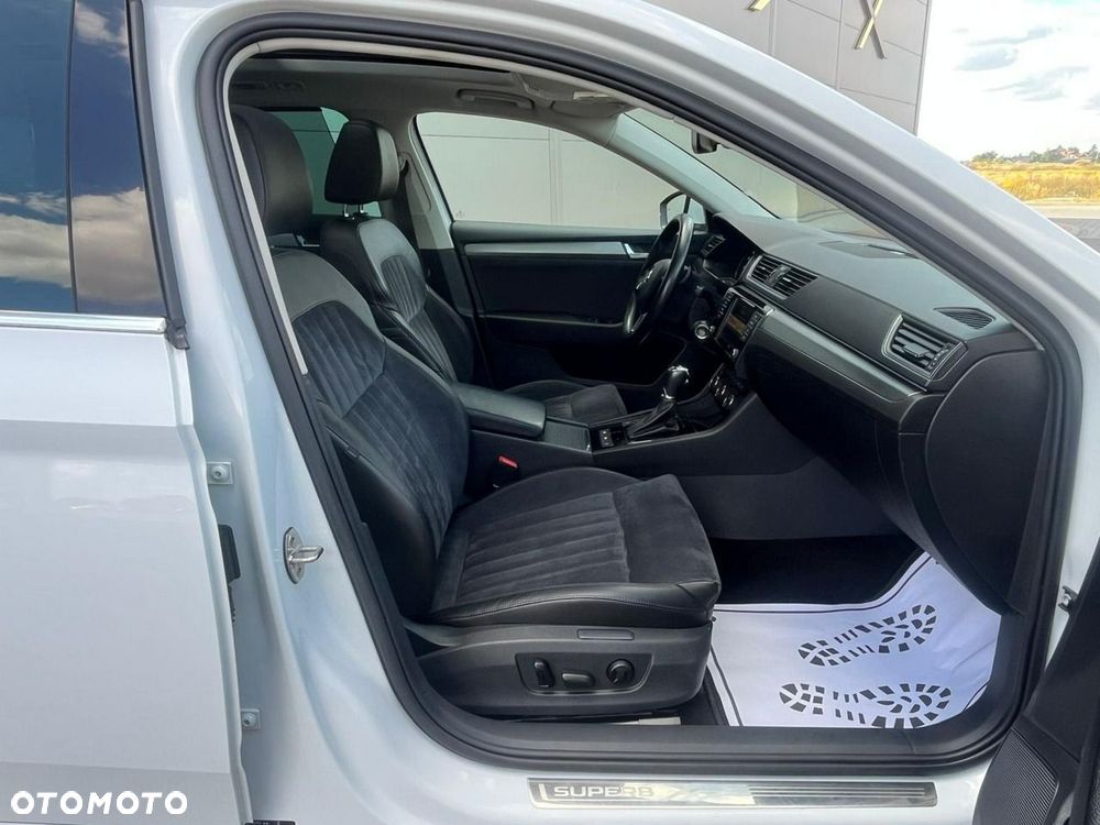 Skoda Superb 2.0 TSI 4x4 DSG Style - 8