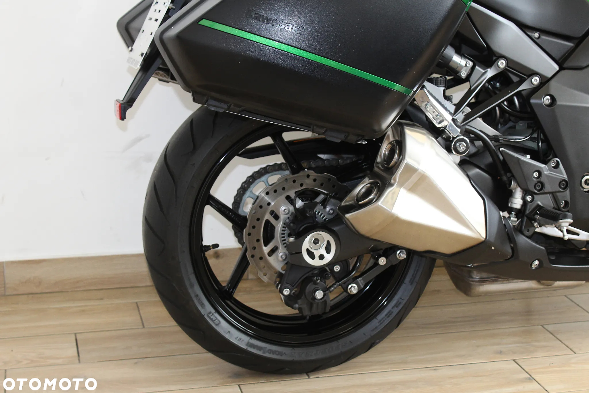 Kawasaki Ninja 1000 SX - 13