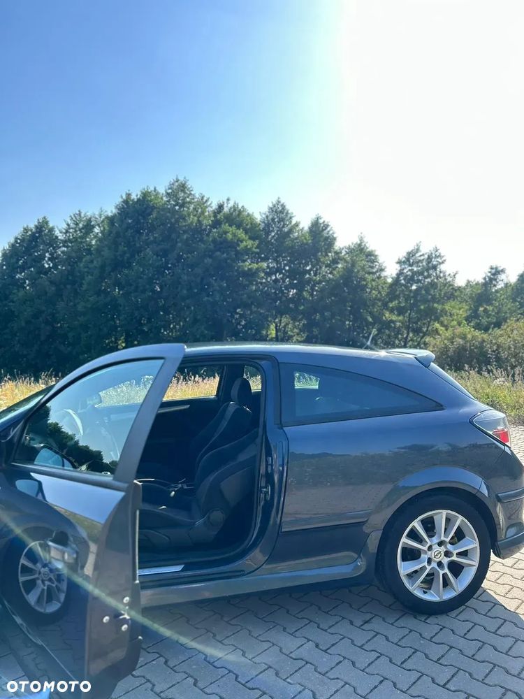 Opel Astra III GTC 1.7 CDTI Sport - 8