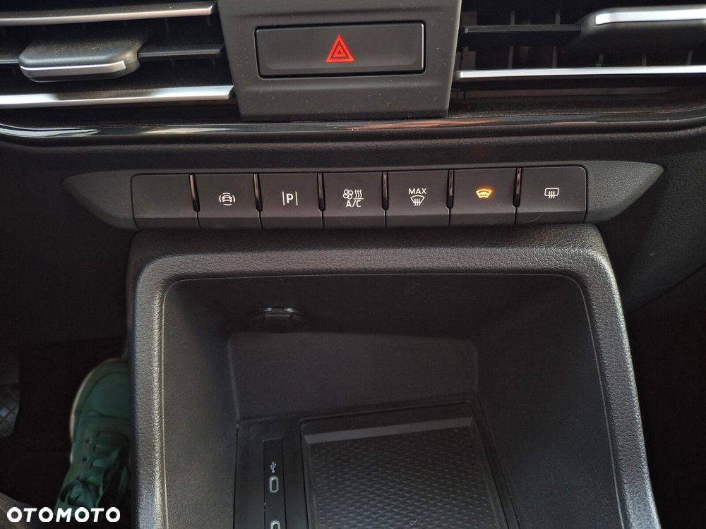 Ford Tourneo Connect - 25