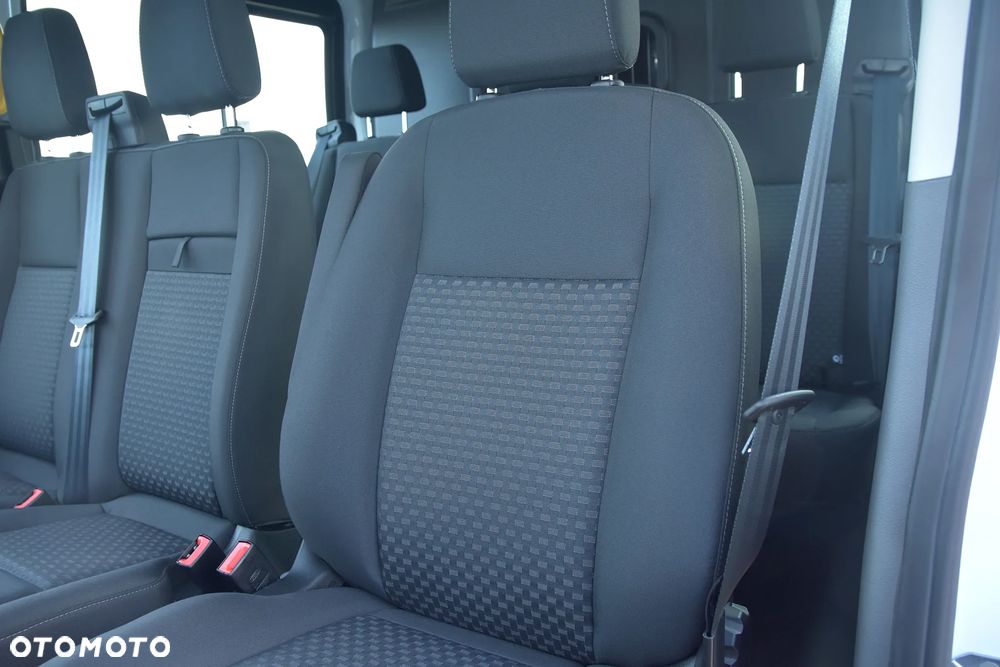 Ford Transit Trend Furgon Brygadówka L4H3 130KM - 7