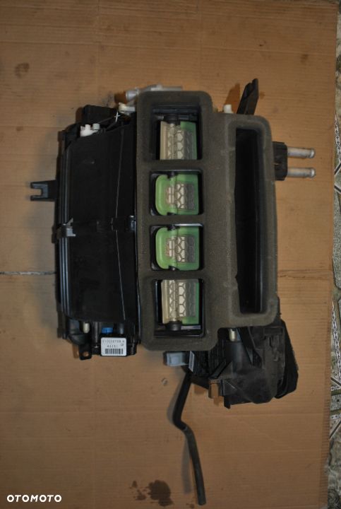 Nagrzewnica Subaru Levorg - 1