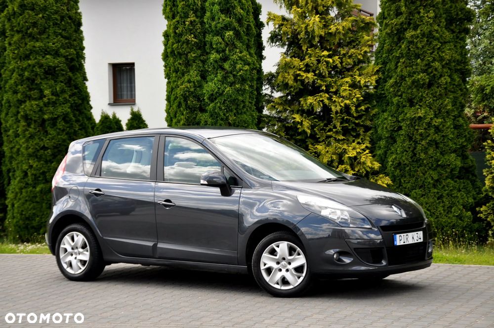 Renault Scenic 1.6 16V Luxe Privilege - 4