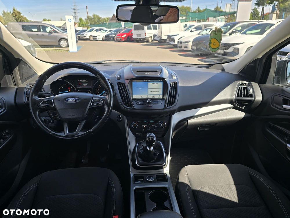 Ford Kuga 1.5 TDCi 2x4 Titanium - 6