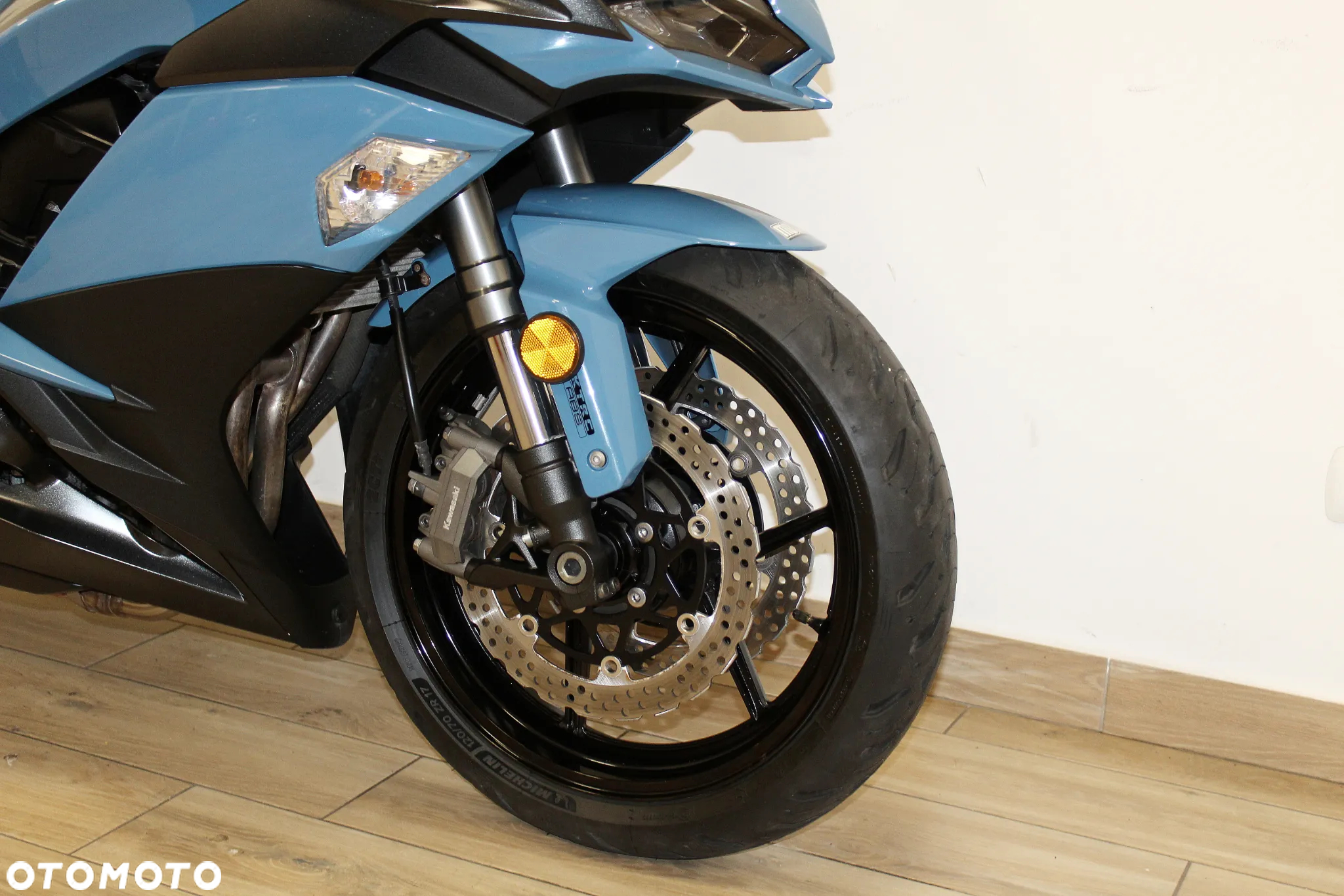 Kawasaki Ninja 1000 SX - 9