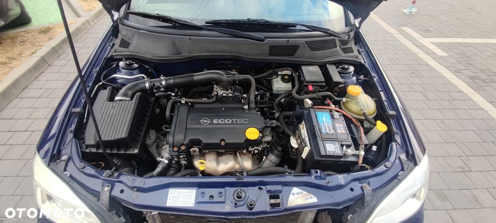 Opel Astra 1.4 - 17