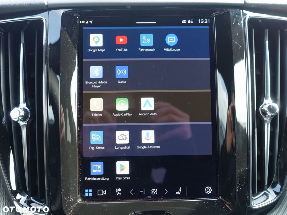 Volvo XC 60 B5 B AWD Plus Black Edition - 21