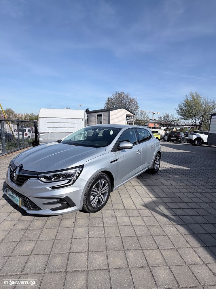 Renault Mégane 1.5 Blue dCi Limited - 6