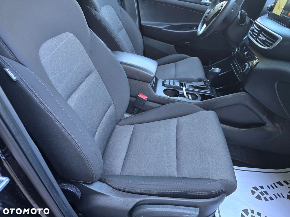 Hyundai Tucson 2.0 CRDI 4WD Automatik Style - 23