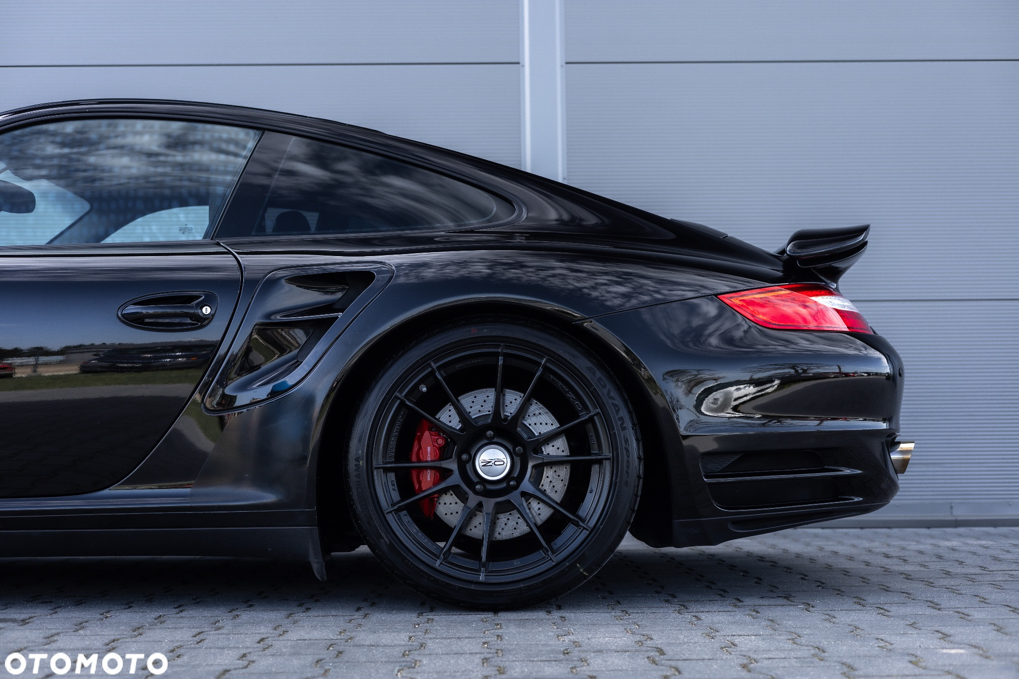 Porsche 911 Turbo Tiptronic S - 12
