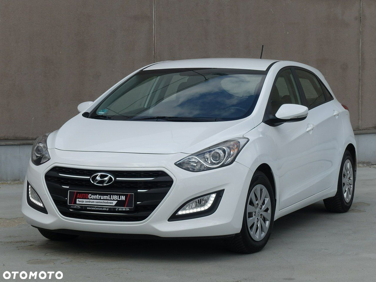 Hyundai i30 blue 1.6 CRDi Trend - 6