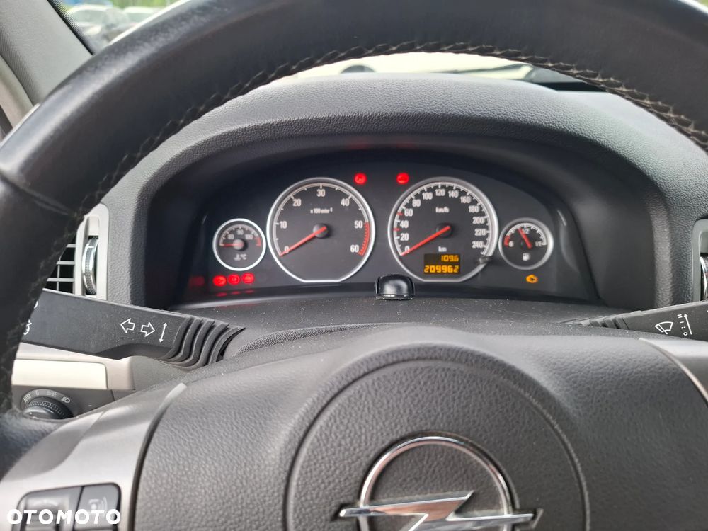Opel Vectra - 10