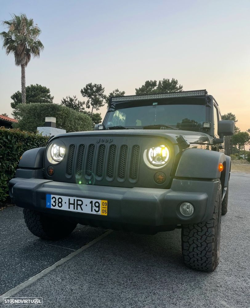 Jeep Wrangler 2.8 CRD ATX Sport - 12