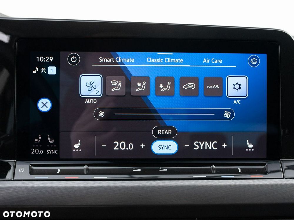 Volkswagen Golf 1.5 eTSI EVO Style DSG - 19