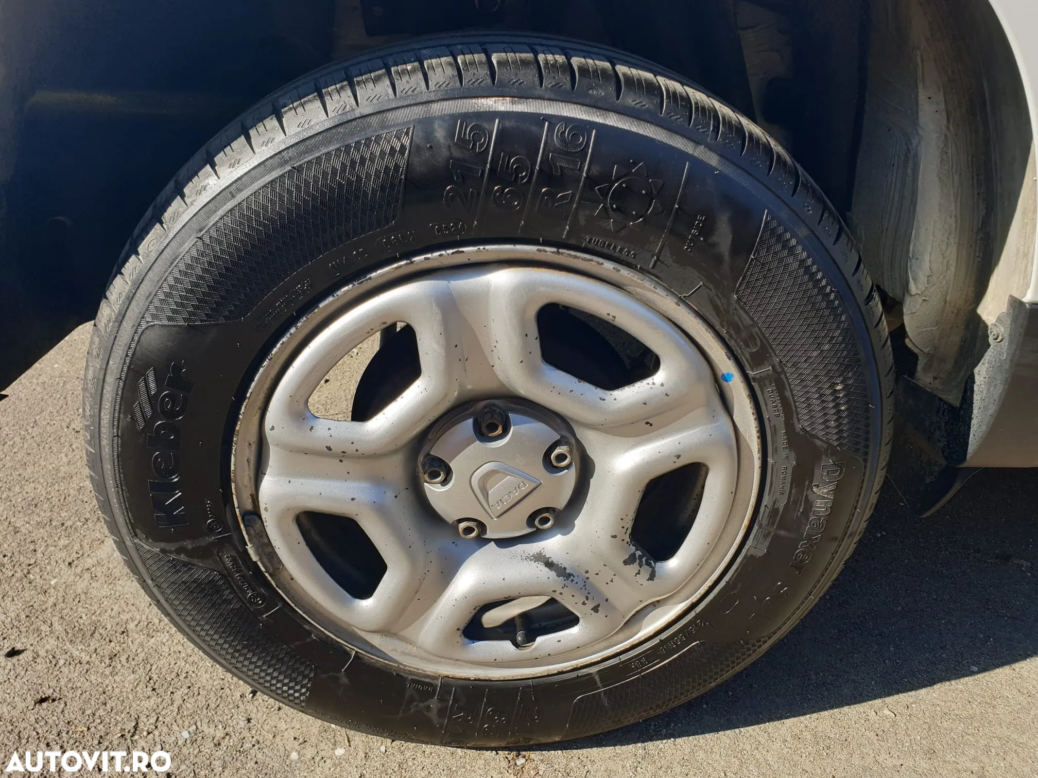 Dacia Duster 1.5 Blue dCi 4WD Comfort - 14