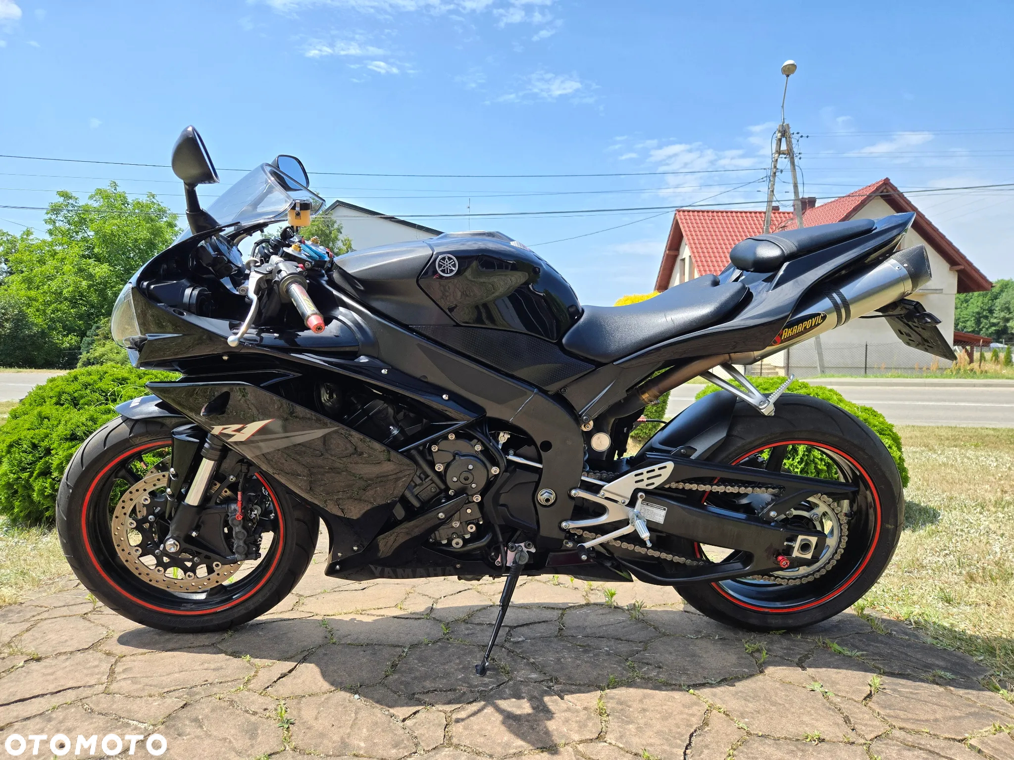 Yamaha R1 - 5