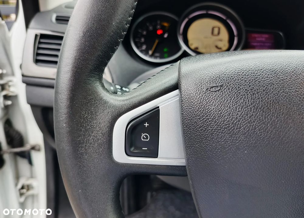 Renault Megane 1.6 16V Sport Way - 12